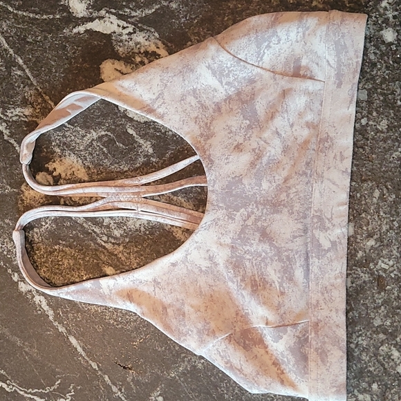 lululemon athletica Other - Lululemon bra sz 6